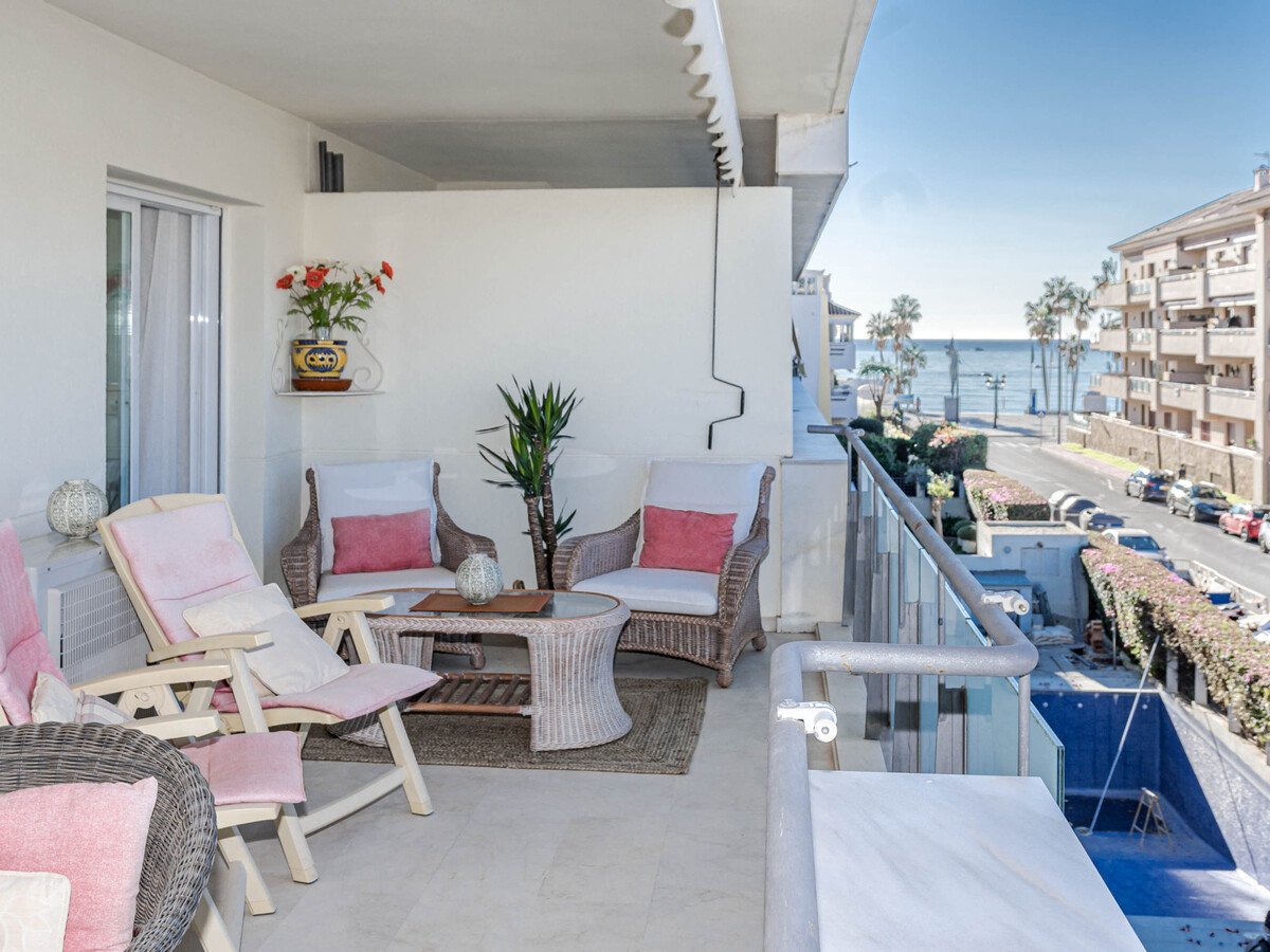 Appartement 2 chambres avec terrasse et piscine - Photo 21