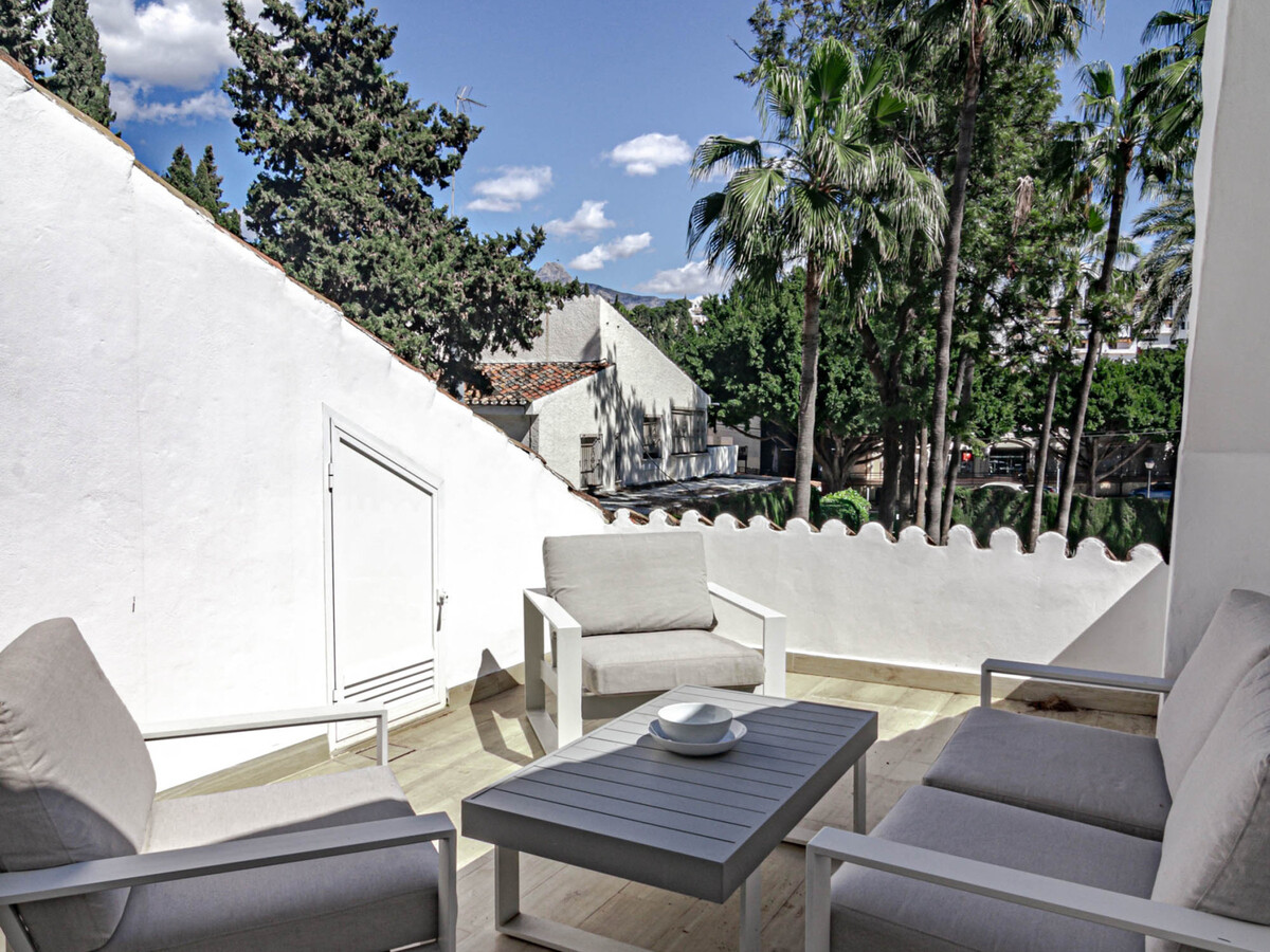 Appartement 3 chambres à Nueva Andalucía, piscine et balcon - Photo 6