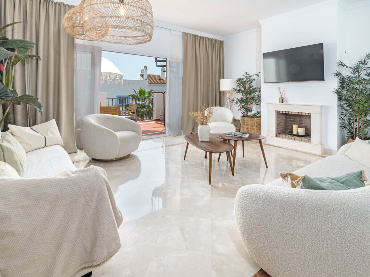 Appartement 100m² Benahavís, piscine et spa - Photo 9