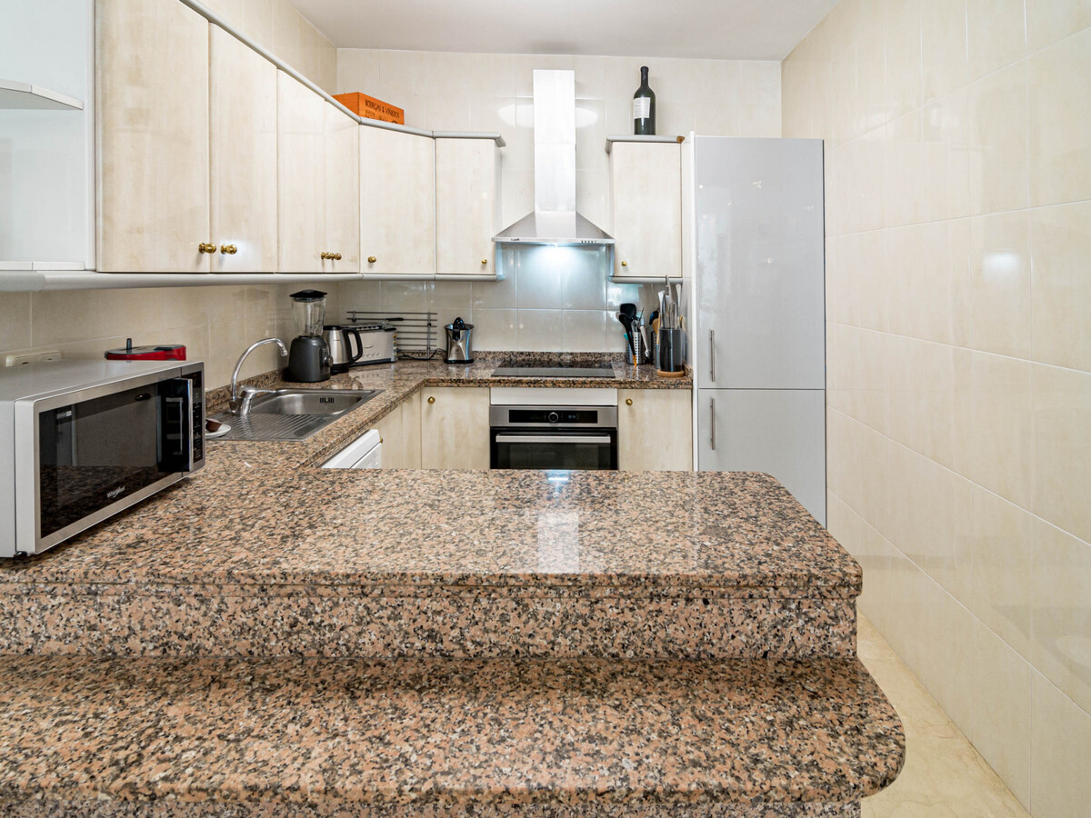Maison mitoyenne 2 chambres à Marbella, 1ère ligne de golf - Photo 4