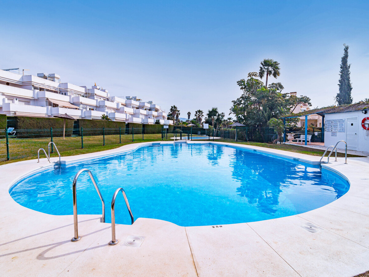 Appartement 4 ch, 193 m², piscine et jardin à Estepona - Photo 5