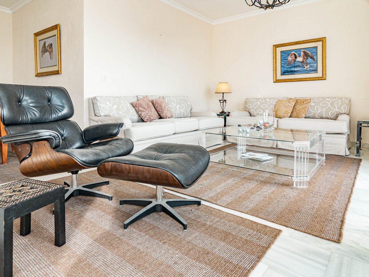 Appartement 4 ch, 193 m², piscine et jardin à Estepona - Photo 9