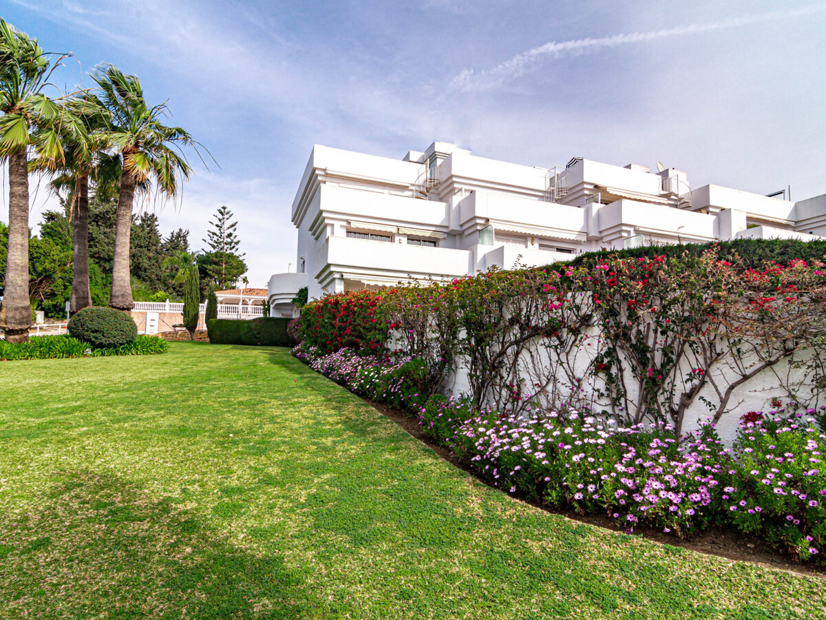 Appartement 4 ch, 193 m², piscine et jardin à Estepona - Photo 18