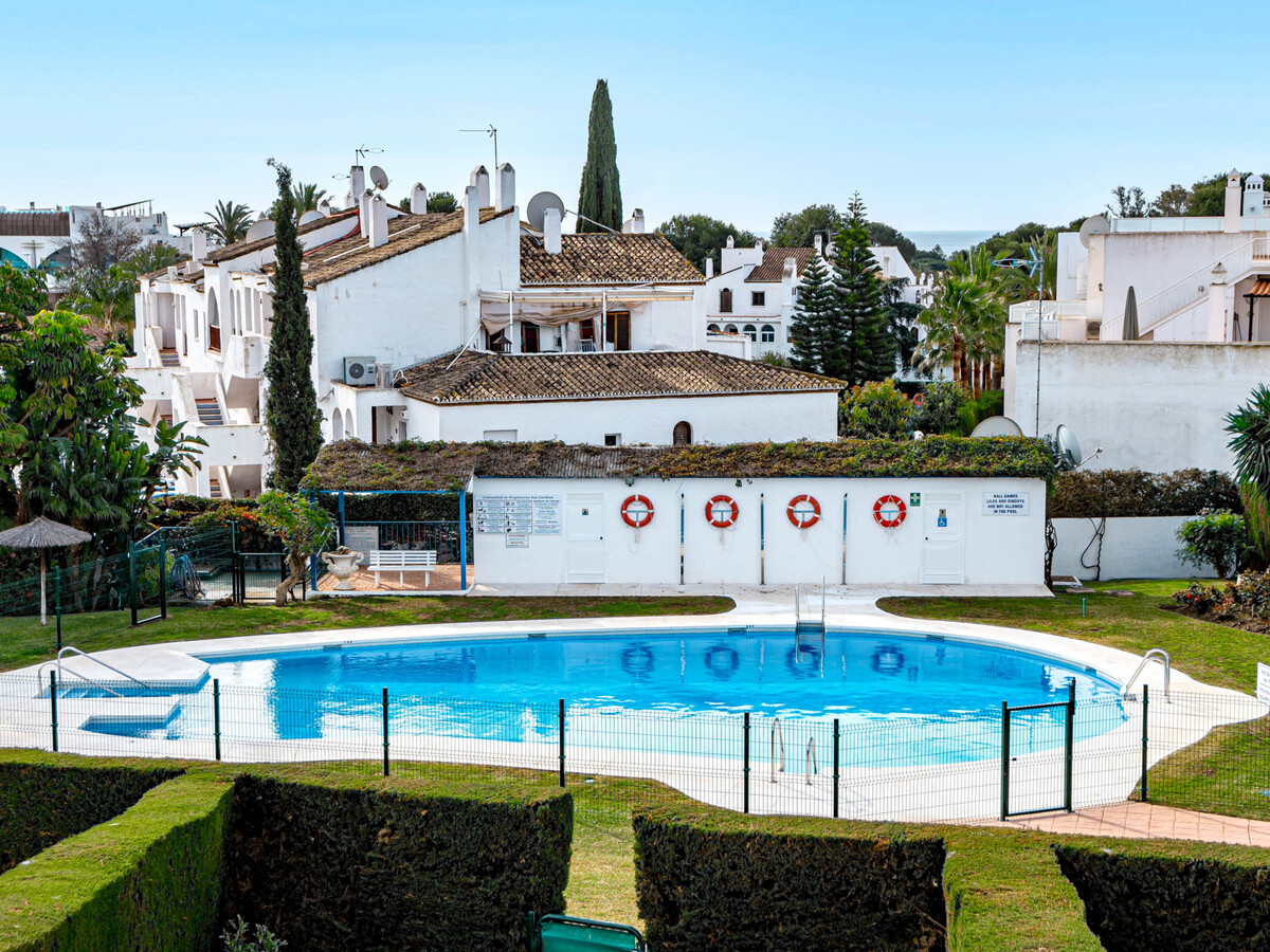 Appartement 4 ch, 193 m², piscine et jardin à Estepona - Photo 24