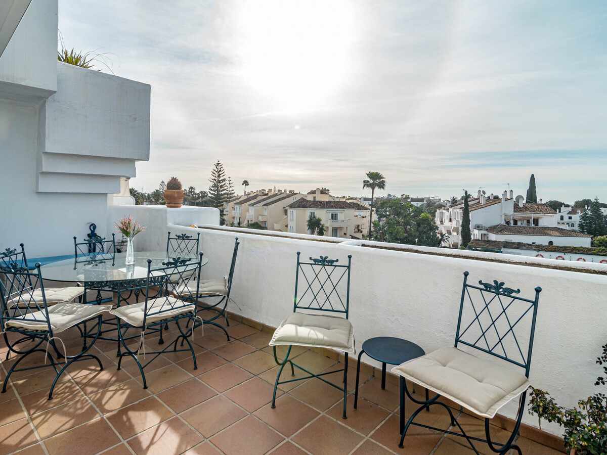 Appartement 4 ch, 193 m², piscine et jardin à Estepona - Photo 28