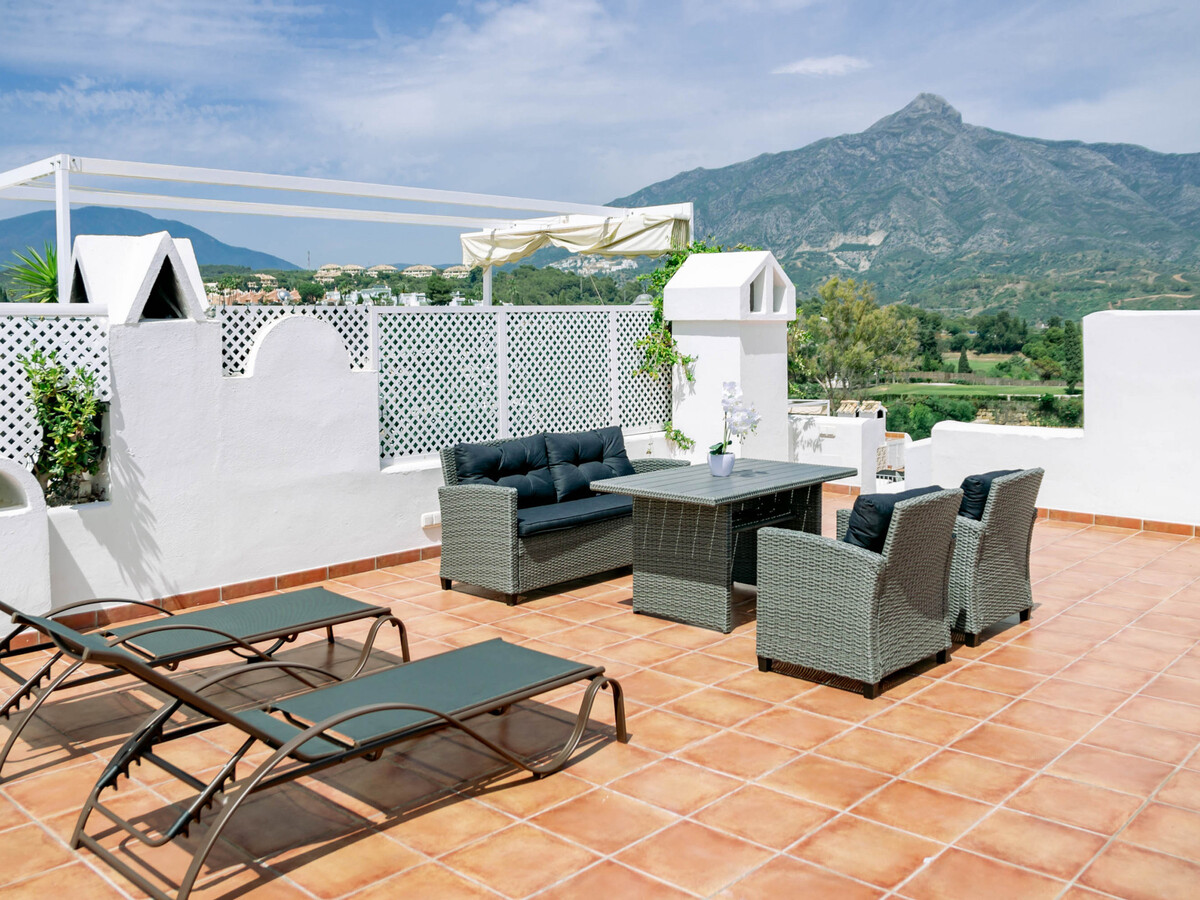 Maison 4 ch. Marbella, piscine collective à Nueva Andalucia - Photo 7