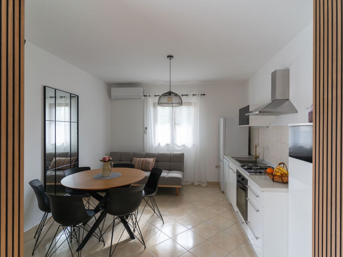 Casa Korina, 3 appartements avec piscine à Split - Photo 11