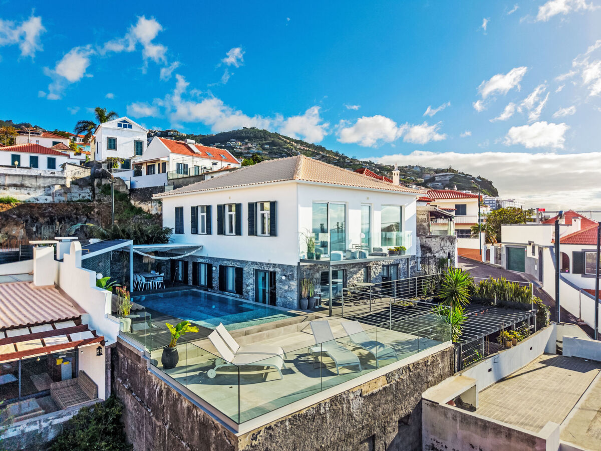Villa Lazaro à Funchal : piscine chauffée, vue mer et montagne - Photo 4