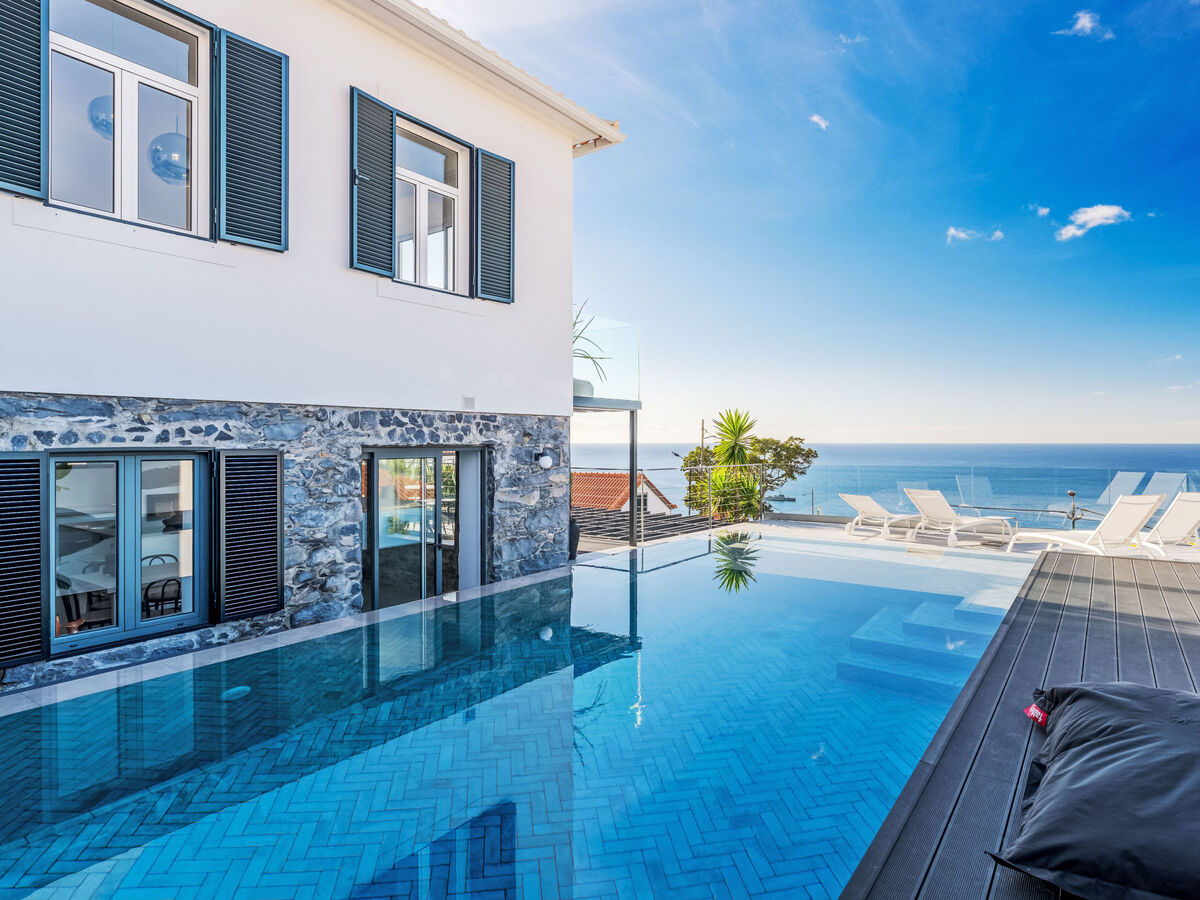 Villa Lazaro à Funchal : piscine chauffée, vue mer et montagne - Photo 36