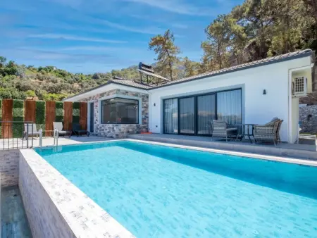 Location maison à Ölüdeniz, Villa mit Infinitypool in Fethiye Faralya