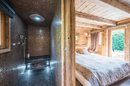 SG-138-BLANCHE-Y, Séjour de luxe – Chalet confortable avec jacuzzi - Photo 40