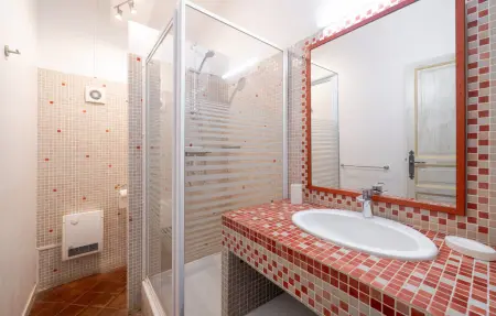 Maison de charme à Jonquerettes, 90 m², jardin 700 m² : photo 16