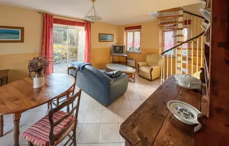 Maison en pierre avec jardin à Heugueville-sur-Sienne : photo 3
