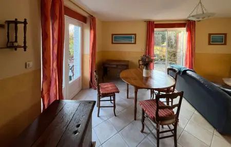 Maison en pierre avec jardin à Heugueville-sur-Sienne : photo 4