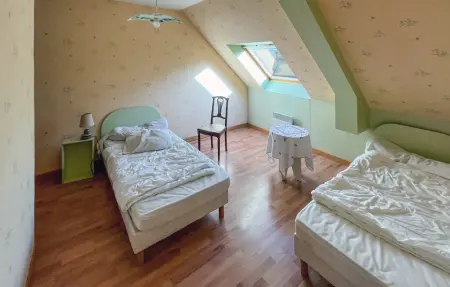 Maison en pierre avec jardin à Heugueville-sur-Sienne : photo 14