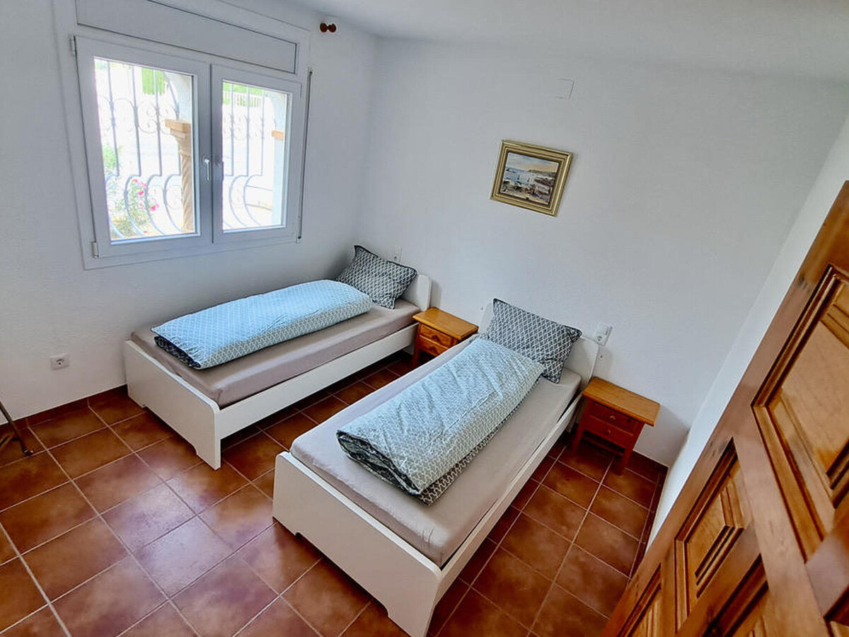 Villa Sol Miami Platja : 3 ch, piscine privée, 429m² terrain - Photo 17