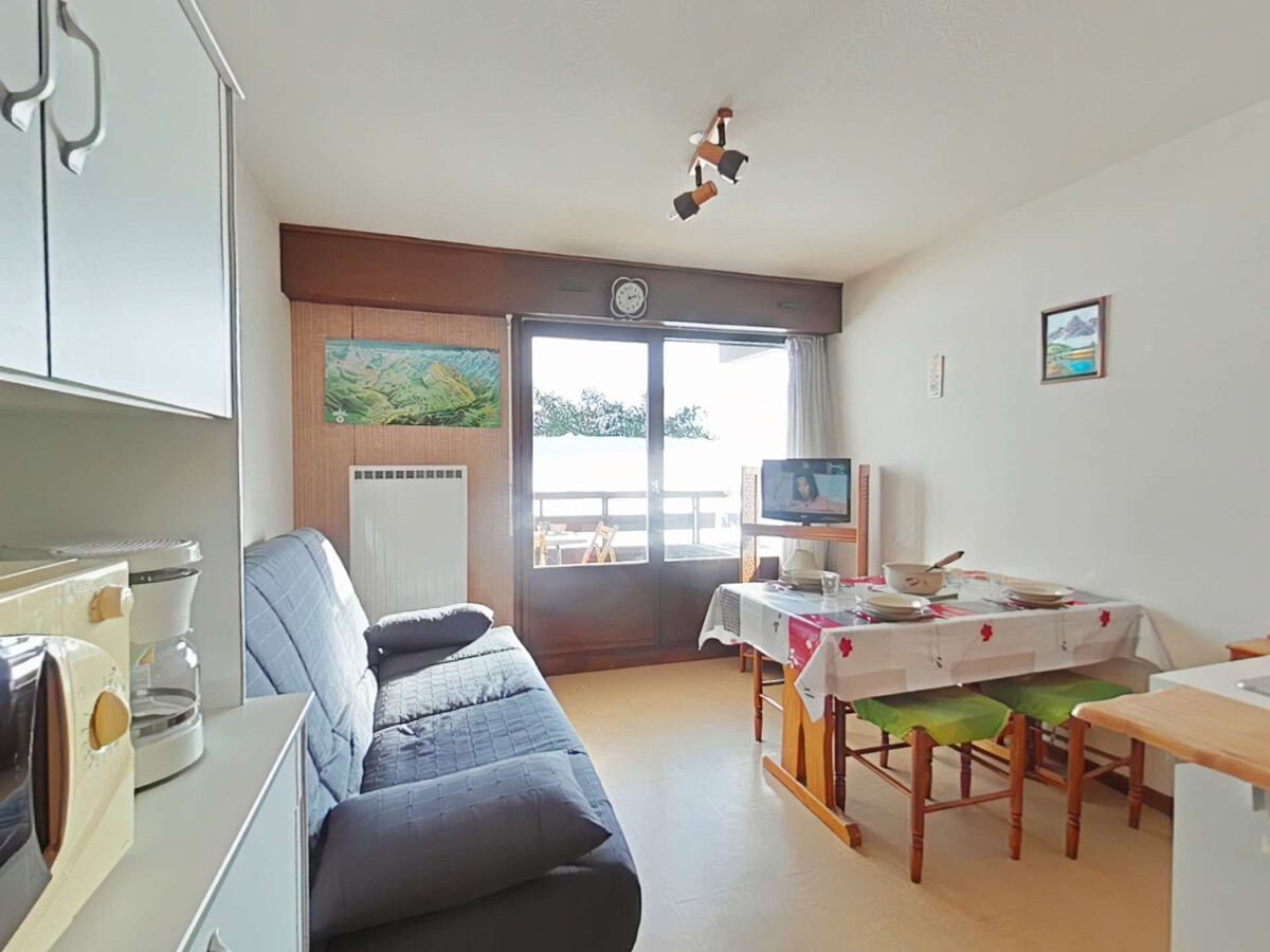 Studio 4 pers. balcon sud, vue Aravis au Grand-Bornand - Photo 6