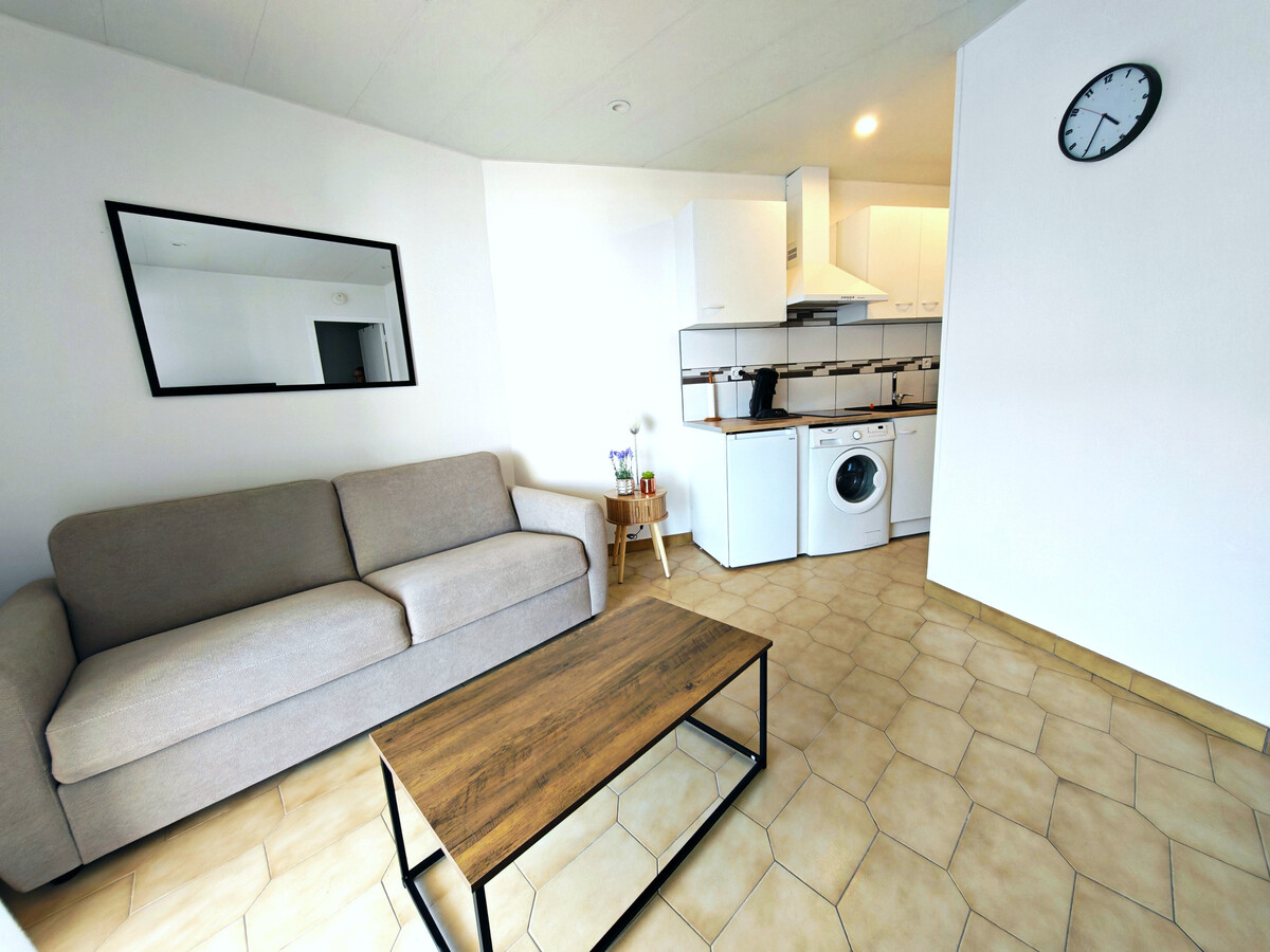 Studio cabine 22m² rénové, terrasse vue mer - Canet - Photo 3