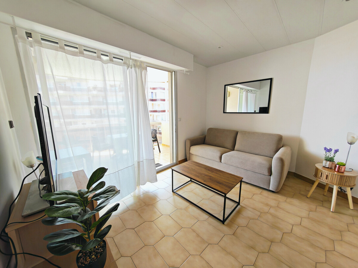 Studio cabine 22m² rénové, terrasse vue mer - Canet - Photo 6