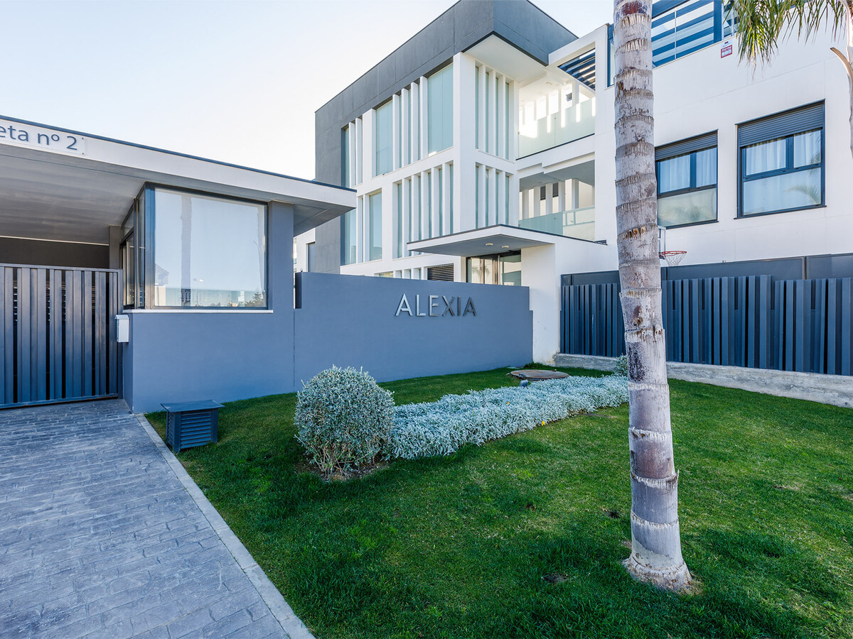 Appartement 97 m² Caleta de Vélez, vue mer et piscine - Photo 11
