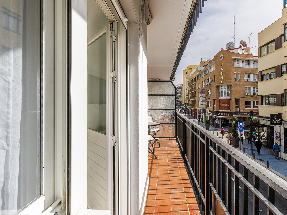Appartement confortable à Torre del Mar avec balcon et climatisation, pour 4 personnes - Photo 2