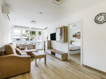 Location appartement à Torre del Mar, Appartement moderne pour 4 personnes avec terrasse à Torre del Mar