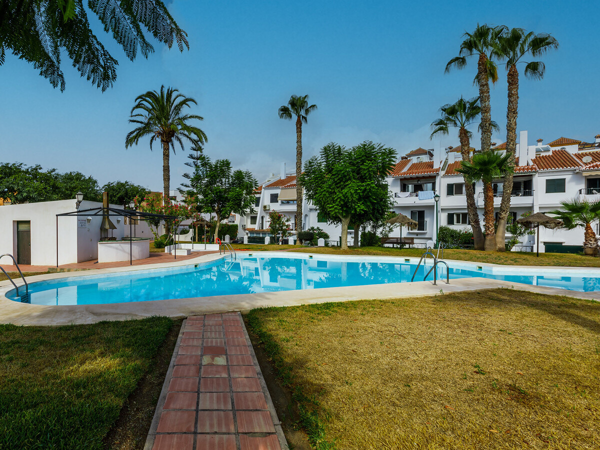 Maison 4 chambres Torre del Mar, jacuzzi et piscine - Photo 1
