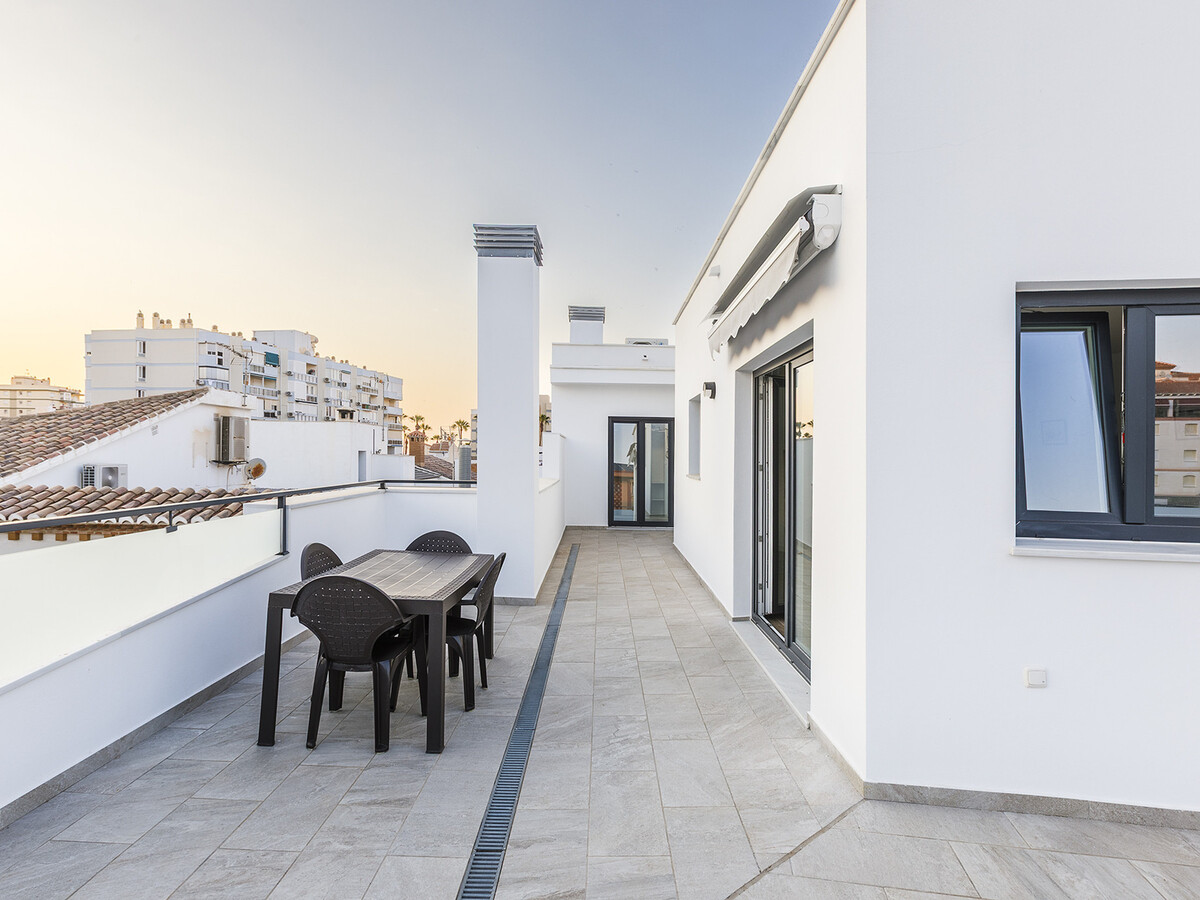Appartement moderne 1 chambre à Torre del Mar, terrasse 20 m² - Photo 30