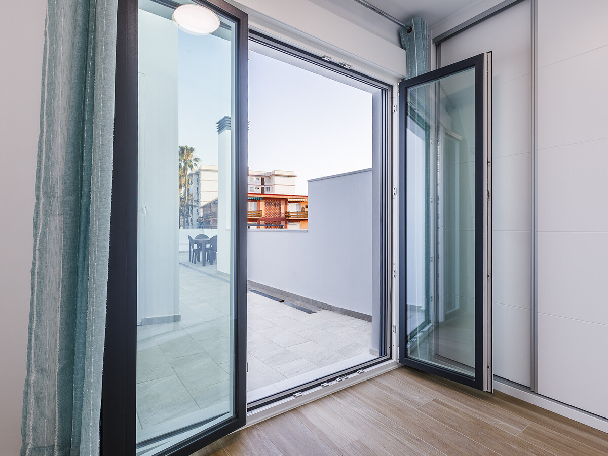 Appartement moderne 1 chambre à Torre del Mar, terrasse 20 m² - Photo 31