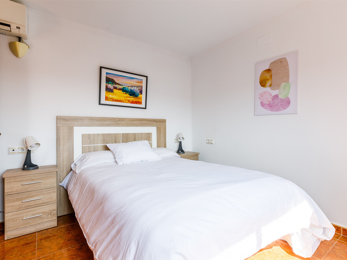 Appartement 2 chambres avec terrasse au centre de Torre del Mar - Photo 3