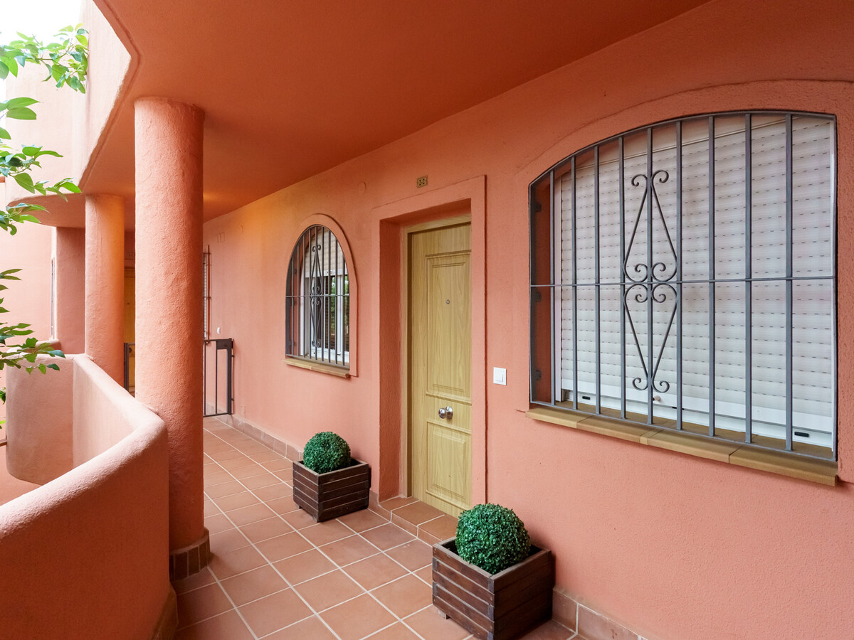 Appartement 2 chambres Marbella, terrasse et jacuzzi - Photo 15
