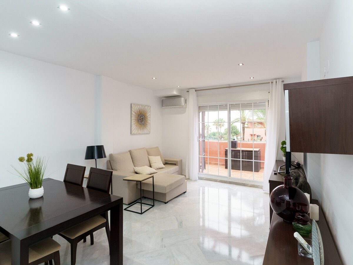 Appartement 2 chambres Marbella, terrasse et jacuzzi - Photo 20