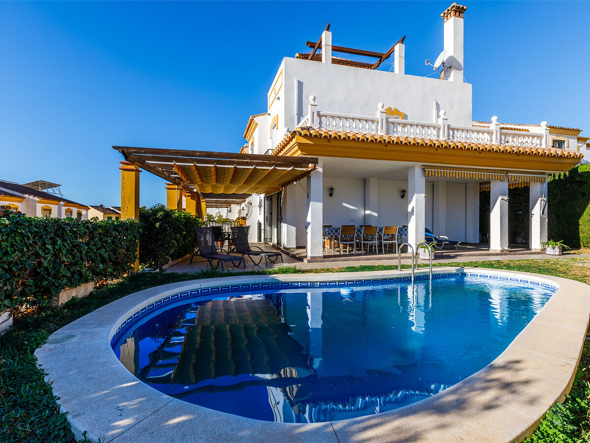 Maison 3 chambres Torre del Mar, piscine privée - Photo 1