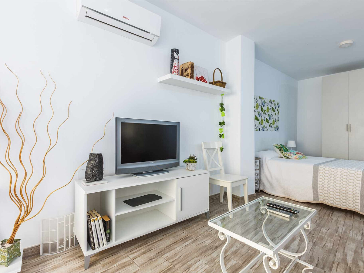 Studio 45 m² climatisé avec cuisine américaine - Photo 9