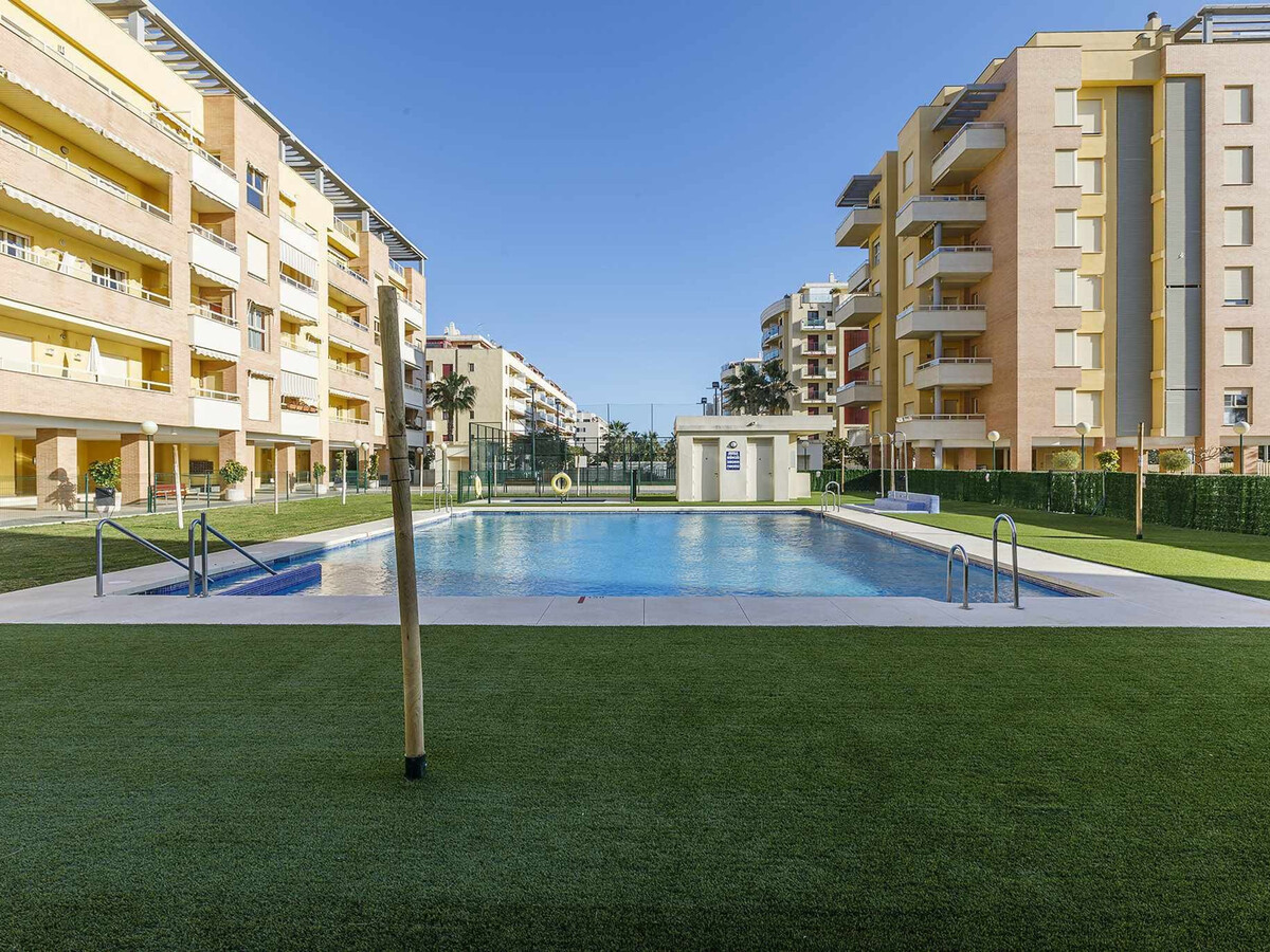 Appartement 5 pers., 2 ch., terrasse et parking à Torre del Mar - Photo 1
