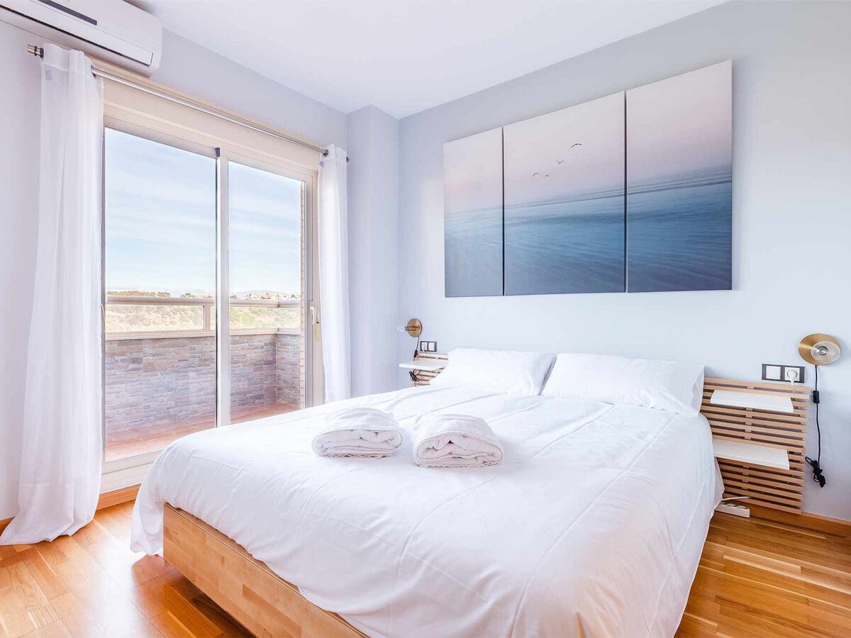 Appartement 5 pers., 2 ch., terrasse et parking à Torre del Mar - Photo 4