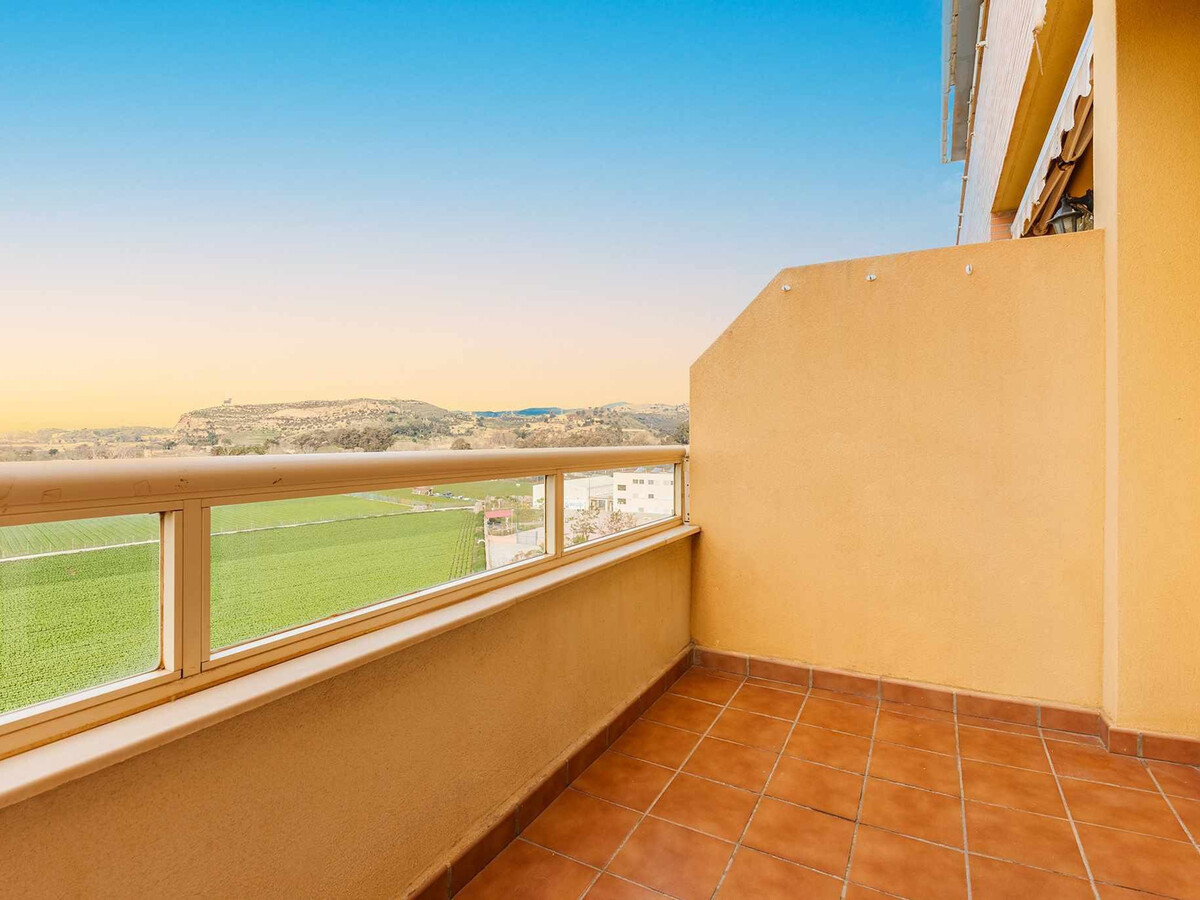 Appartement 3 chambres Torre del Mar, piscine et parking - Photo 11