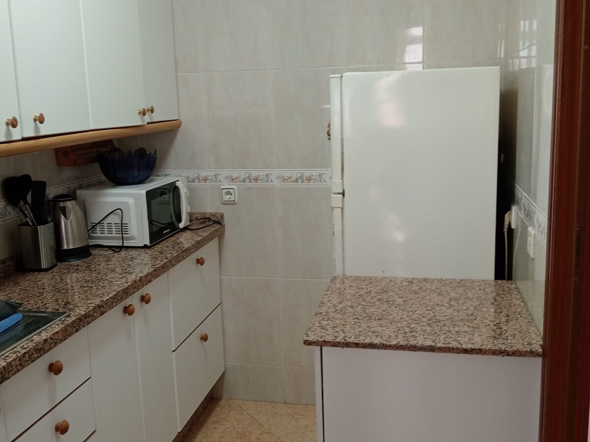 Appartement 2 chambres Torre del Mar avec piscine - Photo 9
