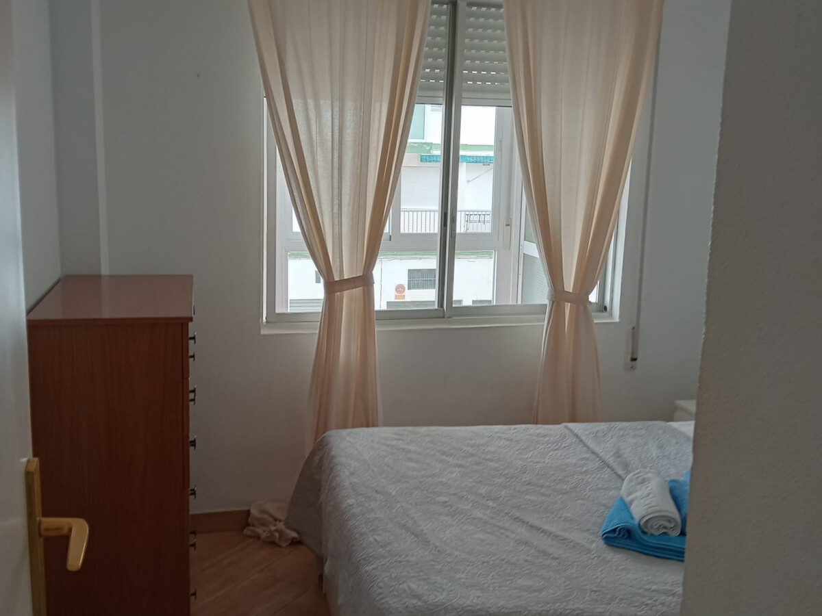 Appartement 2 chambres Torre del Mar avec piscine - Photo 12