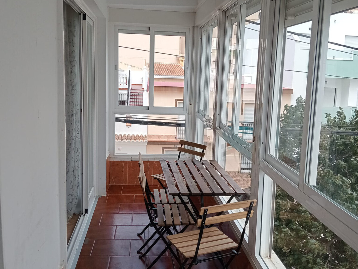 Appartement 2 chambres Torre del Mar avec piscine - Photo 32