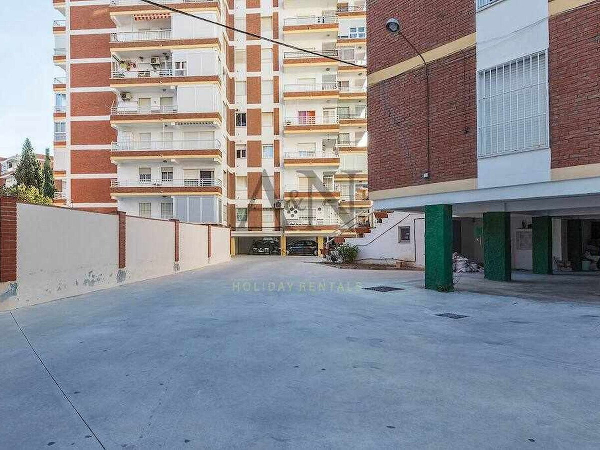 Appartement 2 chambres Torre del Mar avec piscine - Photo 35
