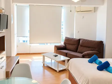 Studio 35m² Torre del Mar, piscine & wifi : photo 4