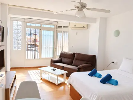 Studio 35m² Torre del Mar, piscine & wifi : photo 13