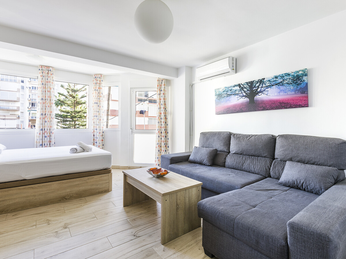Studio à Torre del Mar avec piscine et climatisation pour 2 personnes - Photo 2