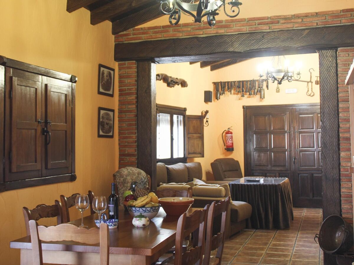 Villa Lagarin, maison de campagne avec piscine privée - Photo 15