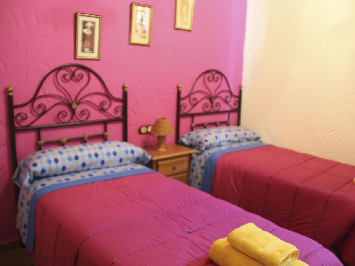 Villa Lagarin, maison de campagne avec piscine privée - Photo 18