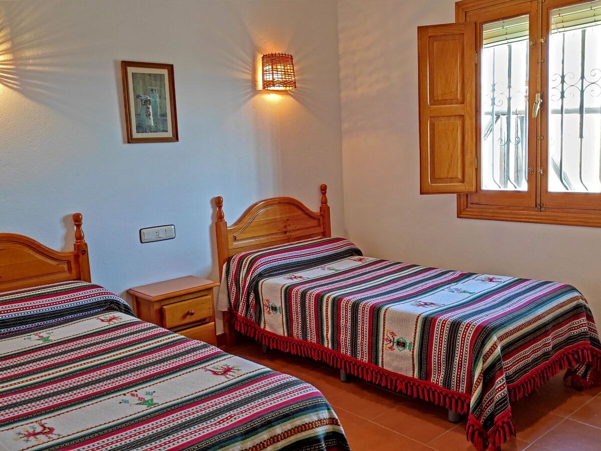 Maison rurale 3 chambres avec jacuzzi à Valor - Photo 10