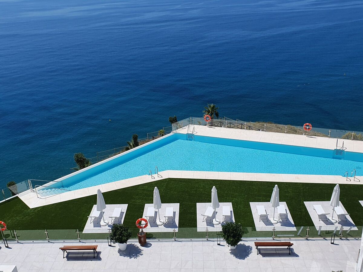 Appartement 2 chambres Nerja, vue mer 180° et piscine - Photo 4