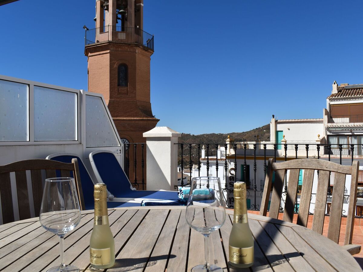 Appartement avec terrasse au cœur de Competa - Photo 1
