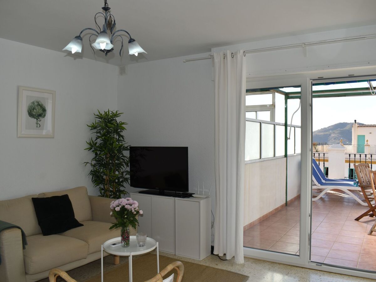 Appartement avec terrasse au cœur de Competa - Photo 3